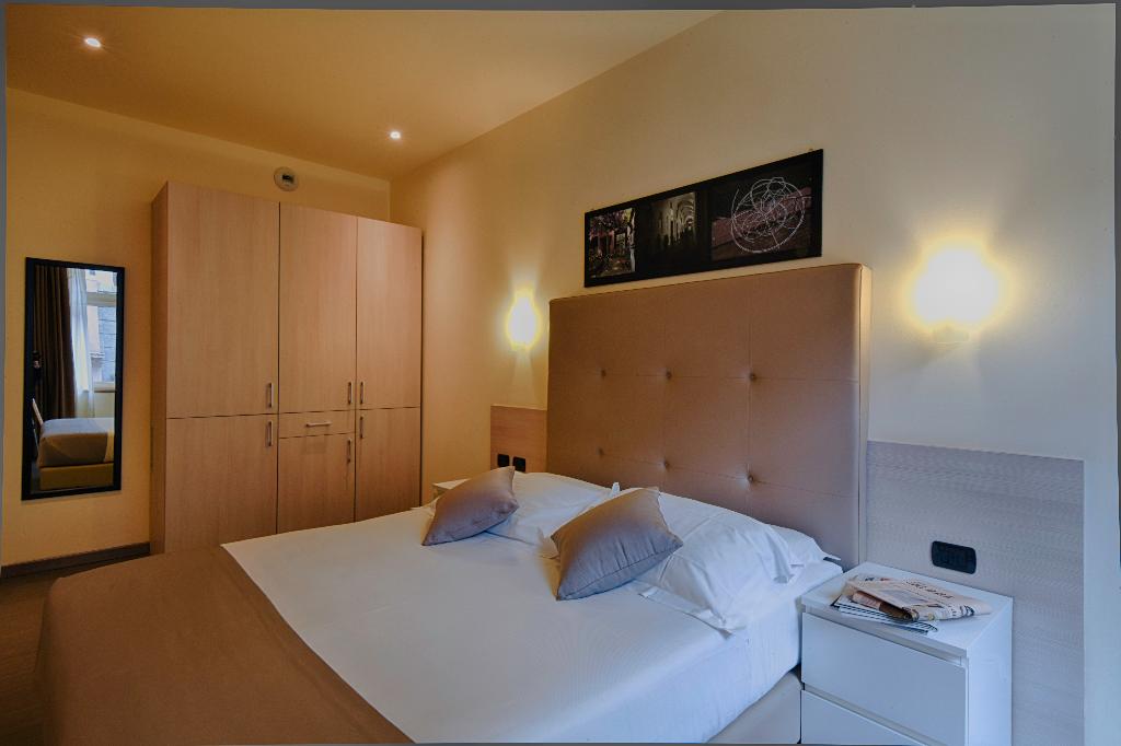 Duomo Hotel & Apartments