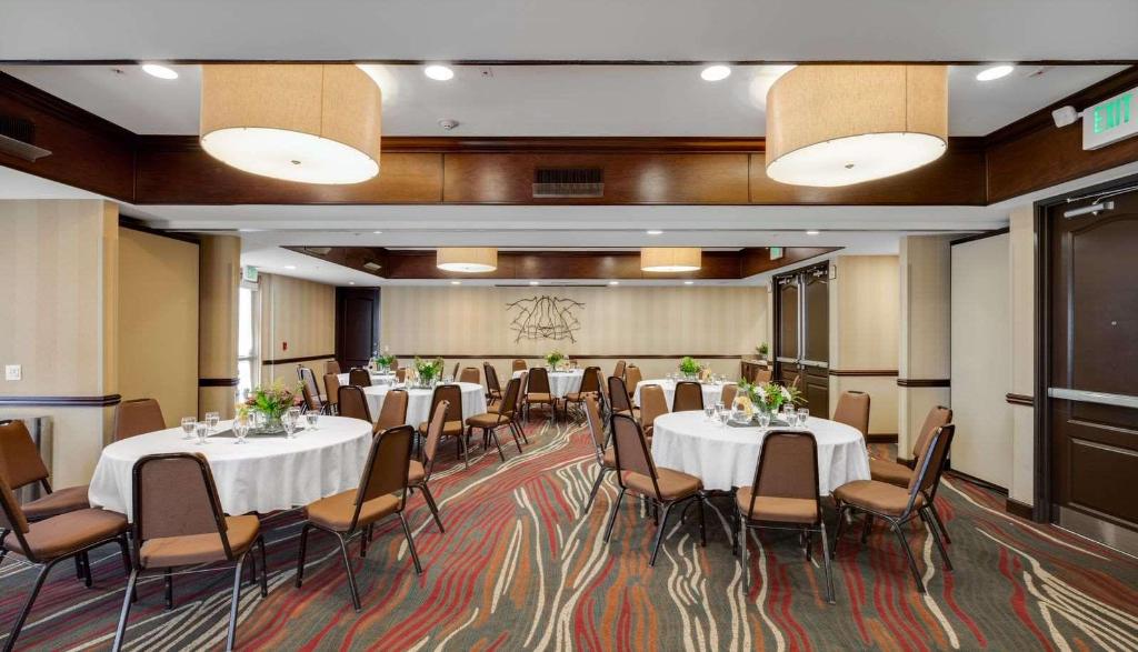 Ayres Hotel & Spa Moreno Valley