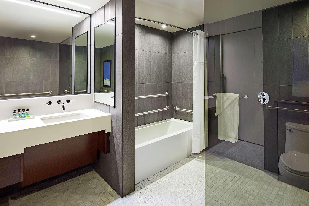 The Statler Dallas, Curio Collection by Hilton