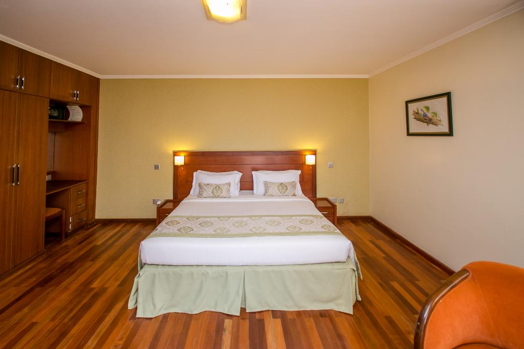 Waridi Paradise Hotel & Suites
