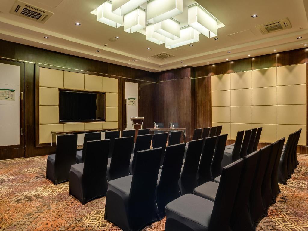 Crowne Plaza Nairobi Airport