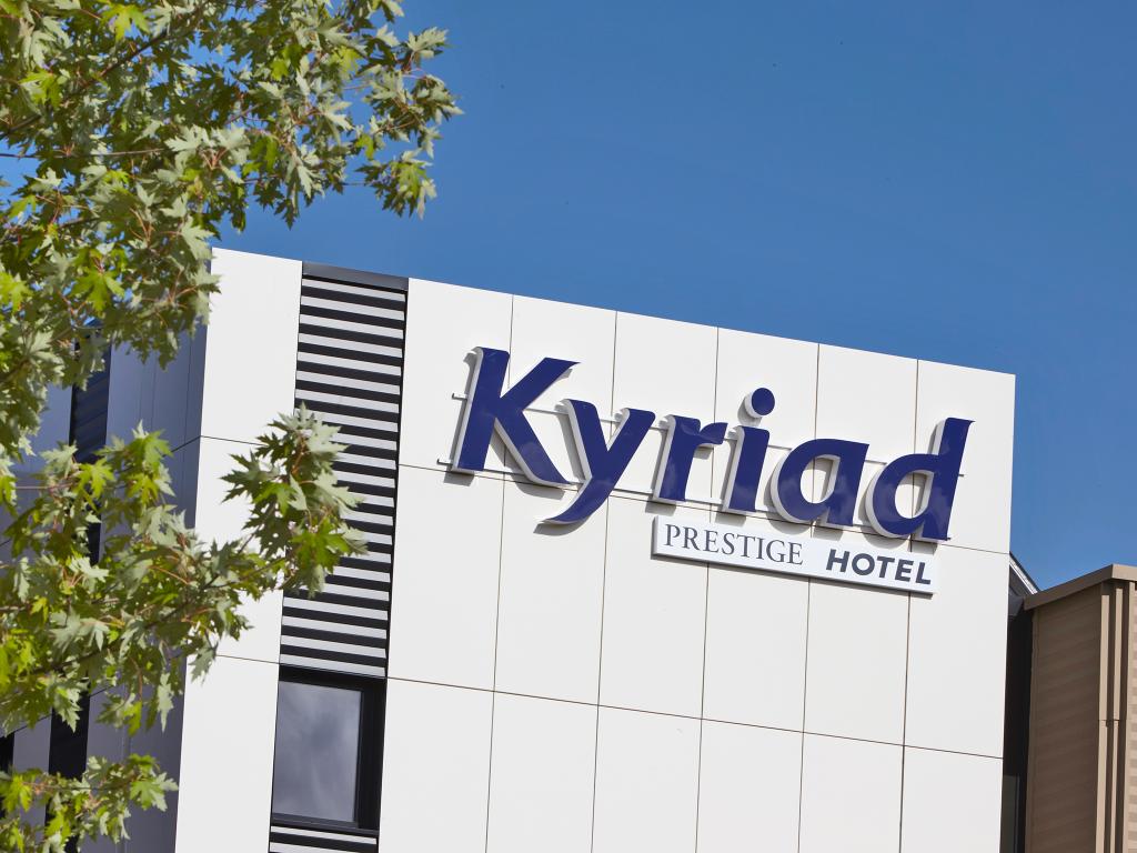 Kyriad Prestige Pau - Zenith - Palais Des Sports