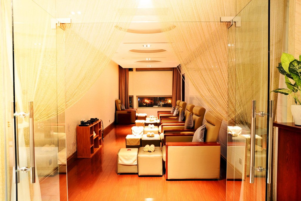 Stay Hotel - Sports and Entertainment
