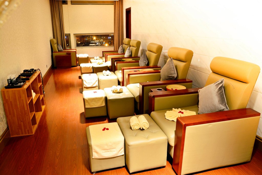 Stay Hotel - Sports and Entertainment