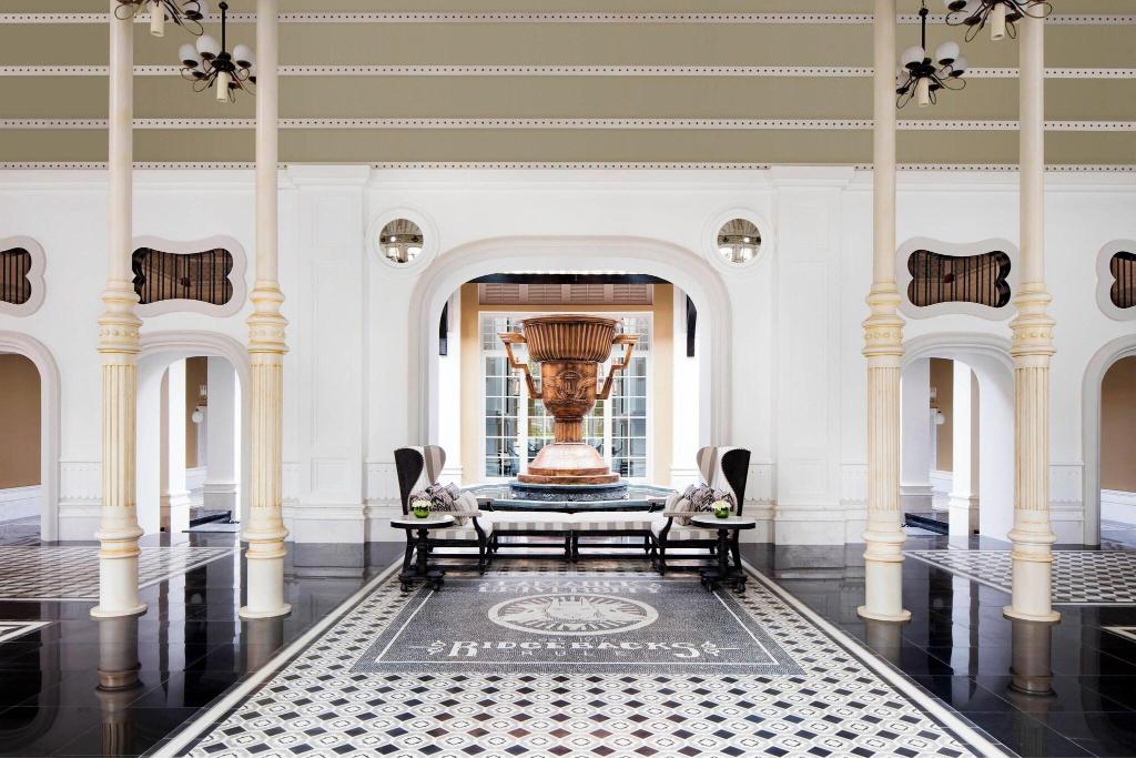 hotel-thumb