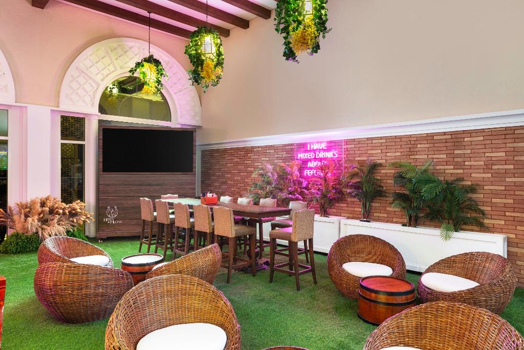 hotel-thumb