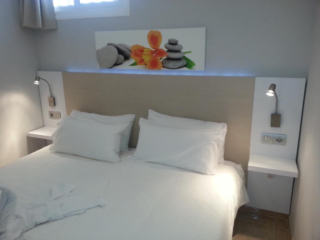 eó Apartamentos Las Rosas