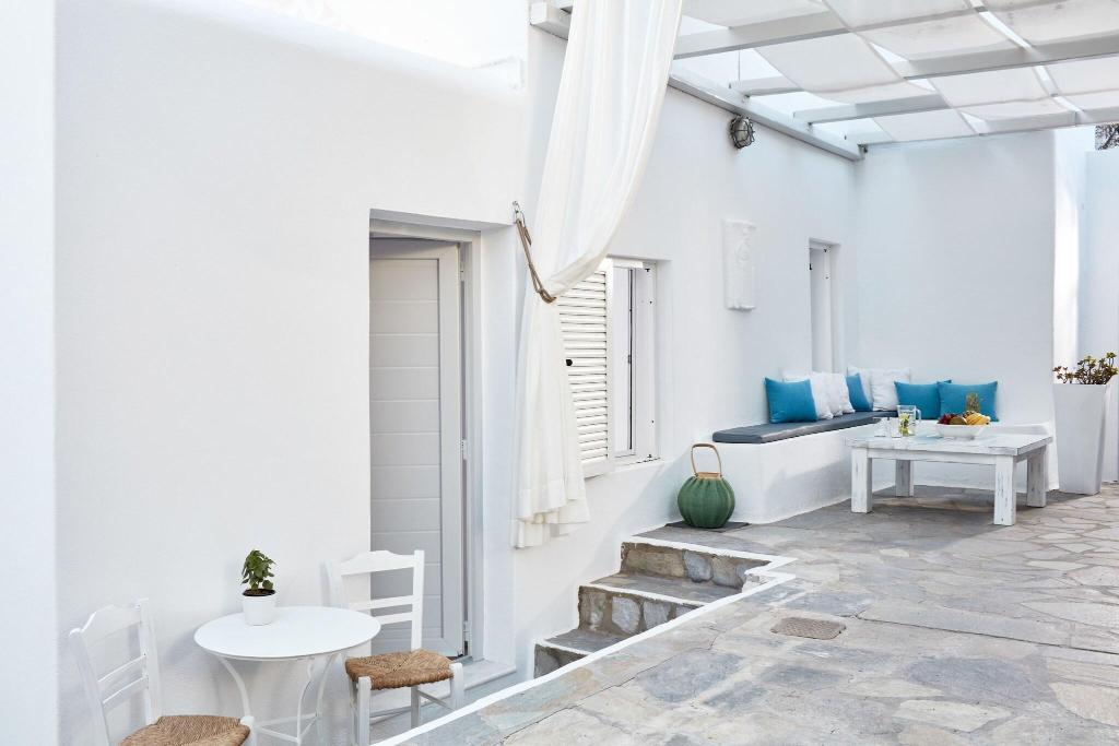 Mykonos Town Suites