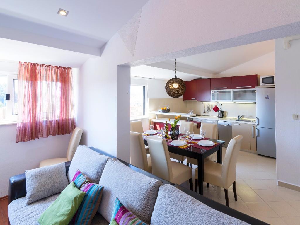 Apartments Iskra