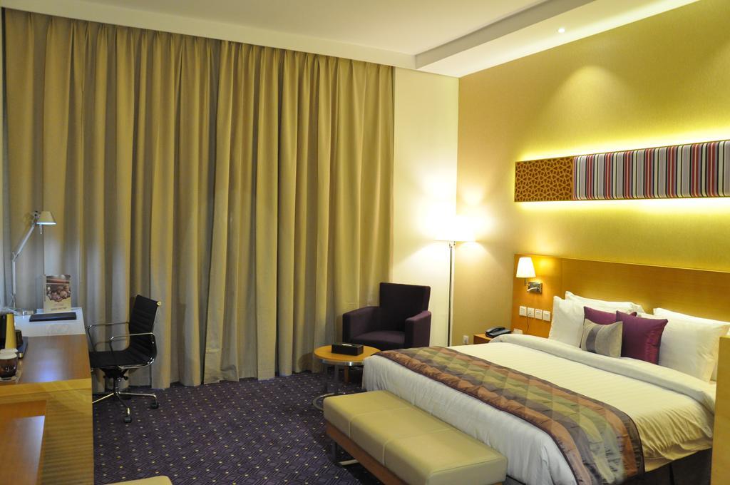 hotel-thumb