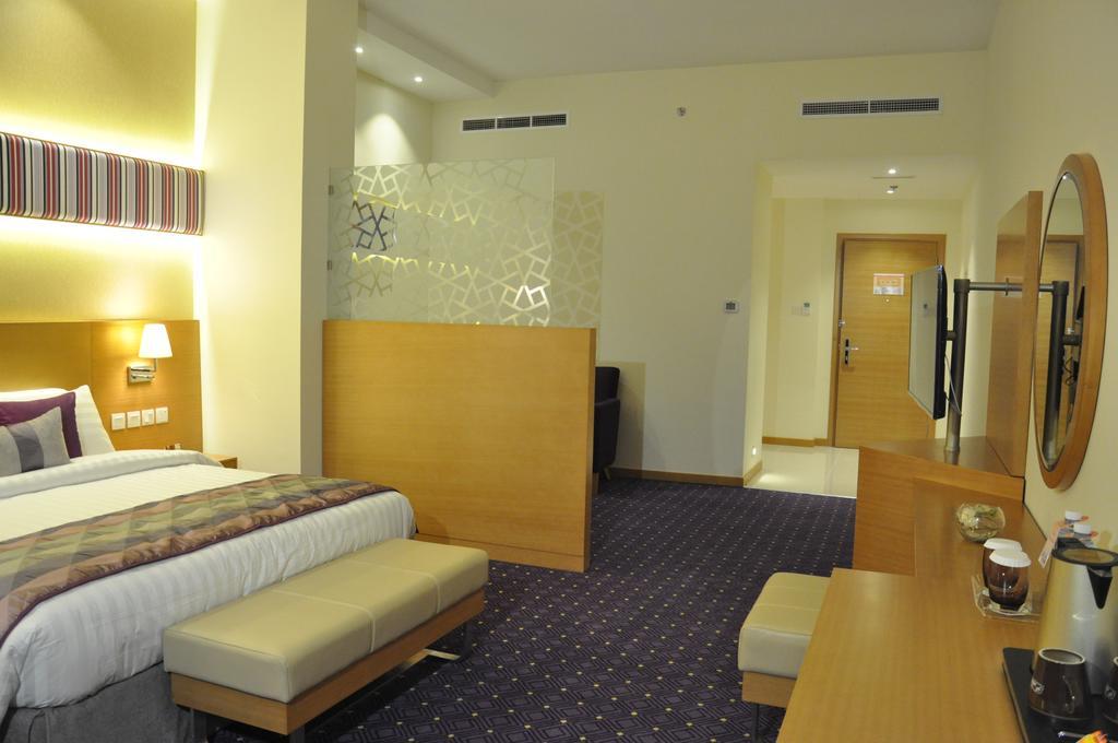 hotel-thumb