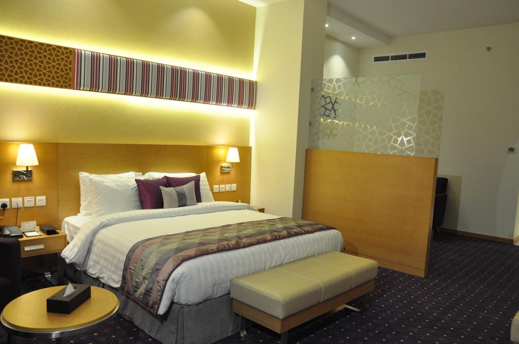 hotel-thumb