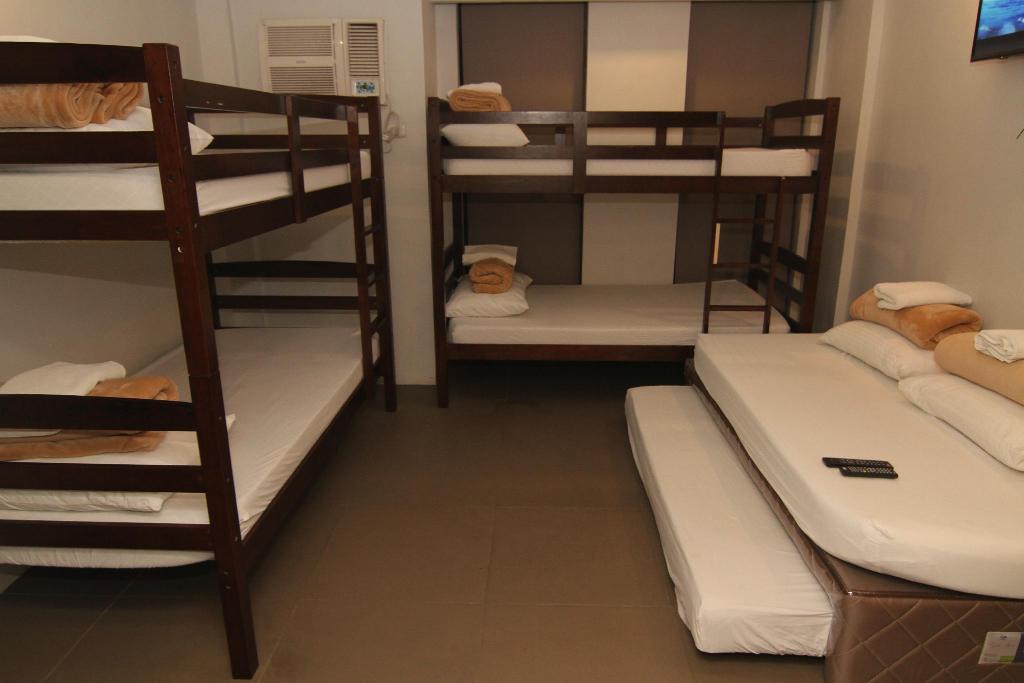Mabolo Royal Hotel