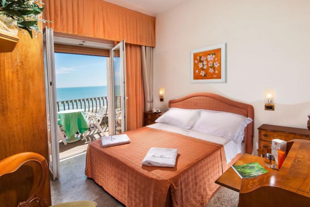 Hotel Dea