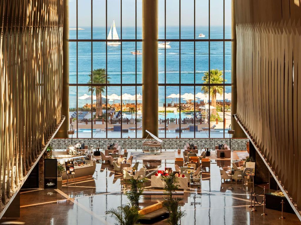 hotel-thumb