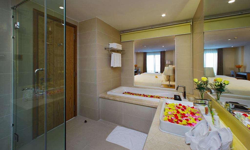 hotel-thumb