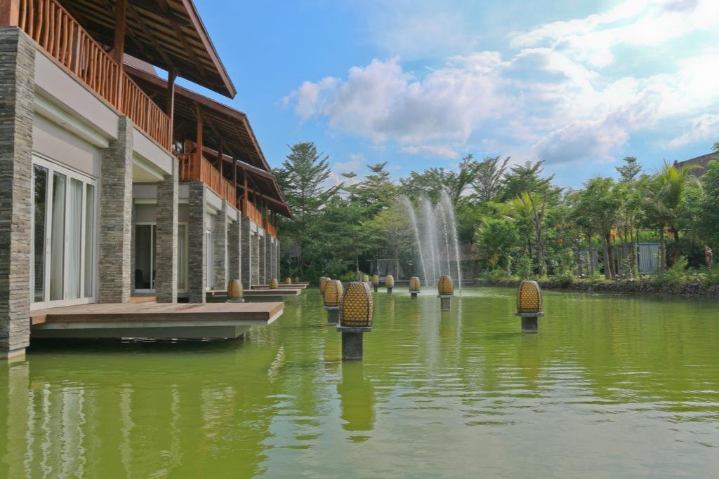 Grand Mega Resort And Spa Cepu