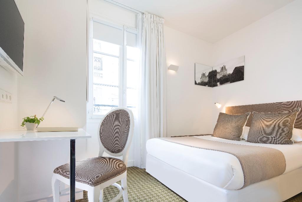 Mistral Hotel