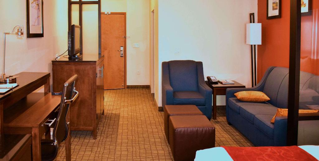 Comfort Suites Roswell