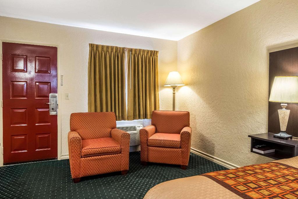 Rodeway Inn Broken Bow