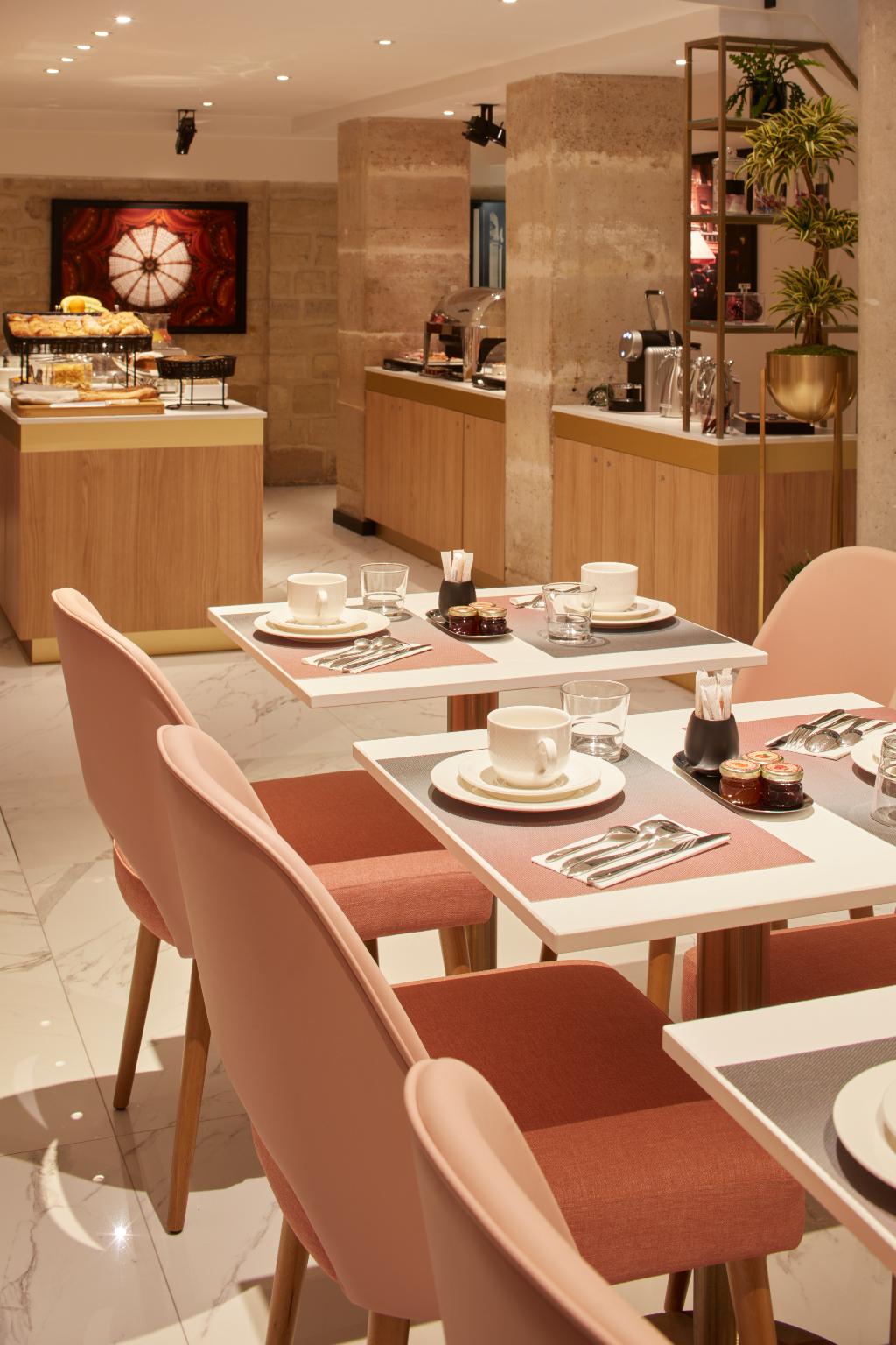 Hotel Atmospheres, Frankreich, Paris. Großes 2