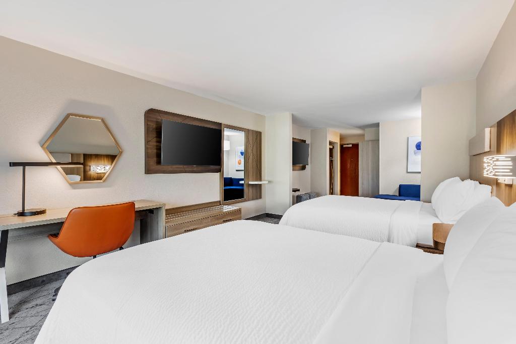 Holiday Inn Express Suites Camden-I20 (Hwy 521)