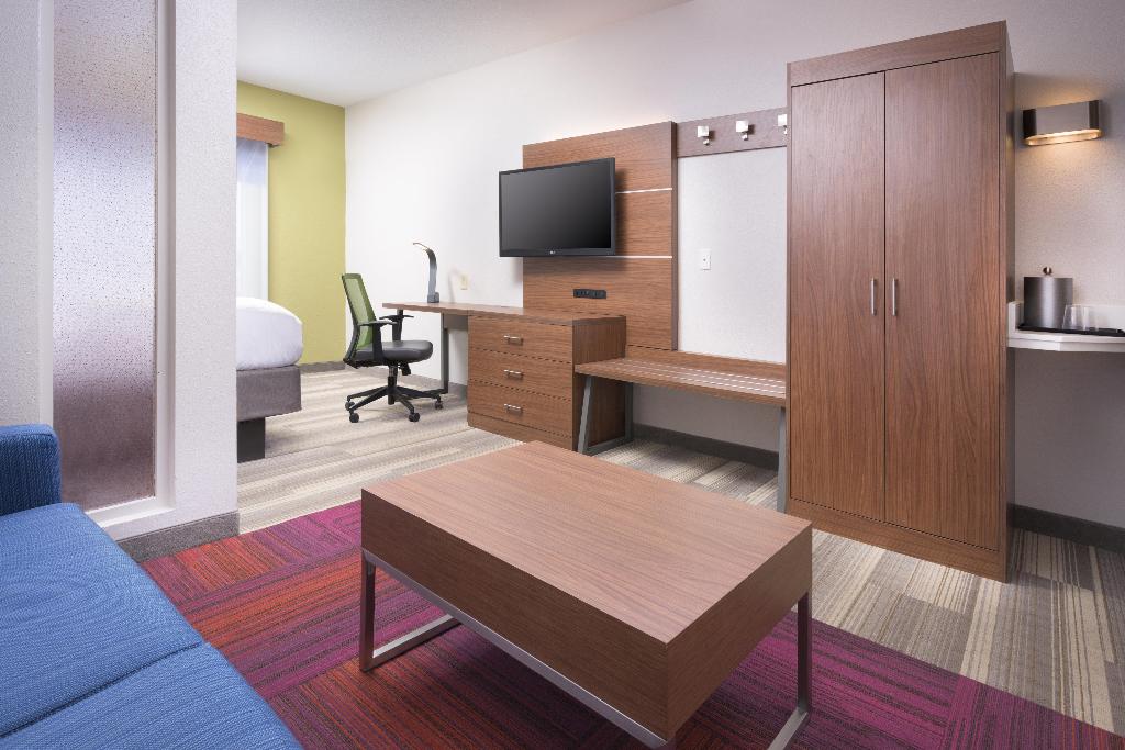 Holiday Inn Express Suites Chattanooga Downtown
