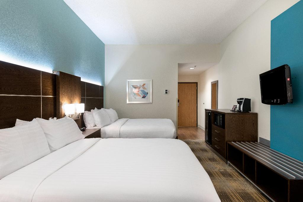 Holiday Inn Express and Suites Grenada
