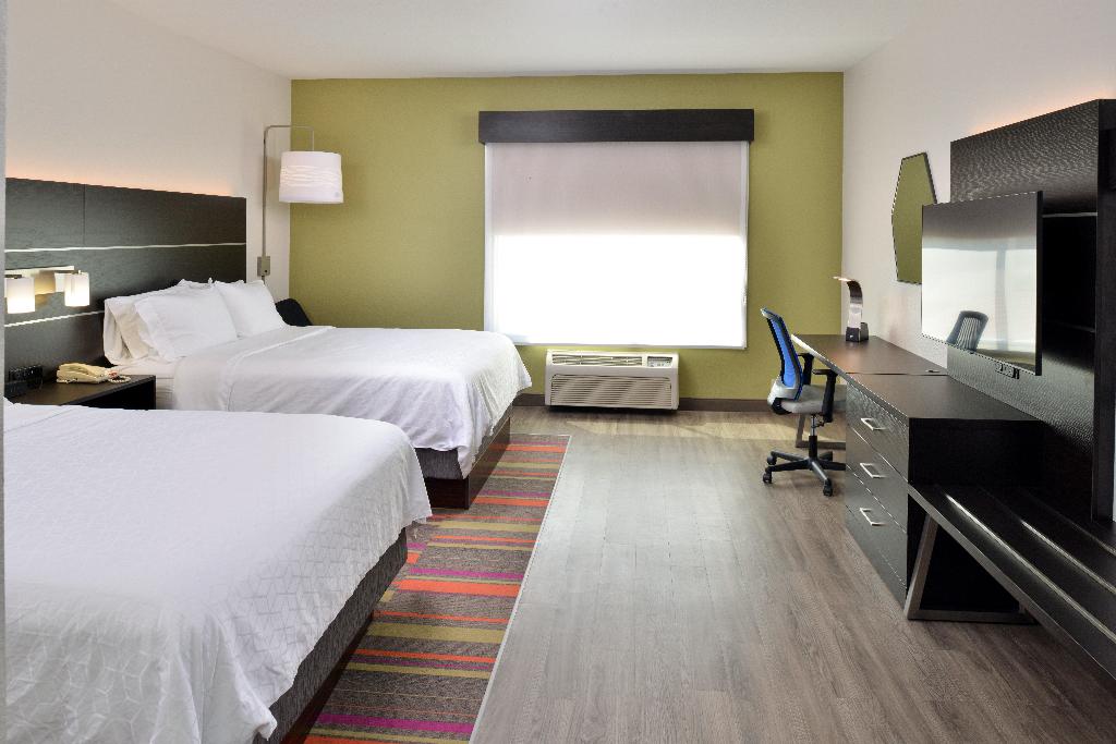 Holiday Inn Express and Suites Carthage