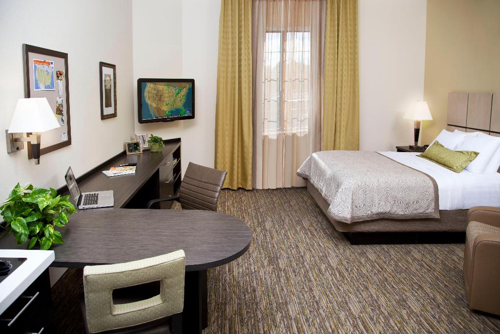 Candlewood Suites Fort Campbell Oak Grove
