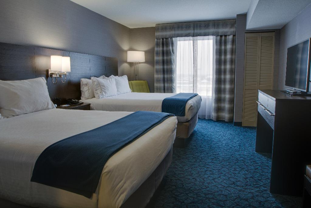Holiday Inn Express and Suites Sidney
