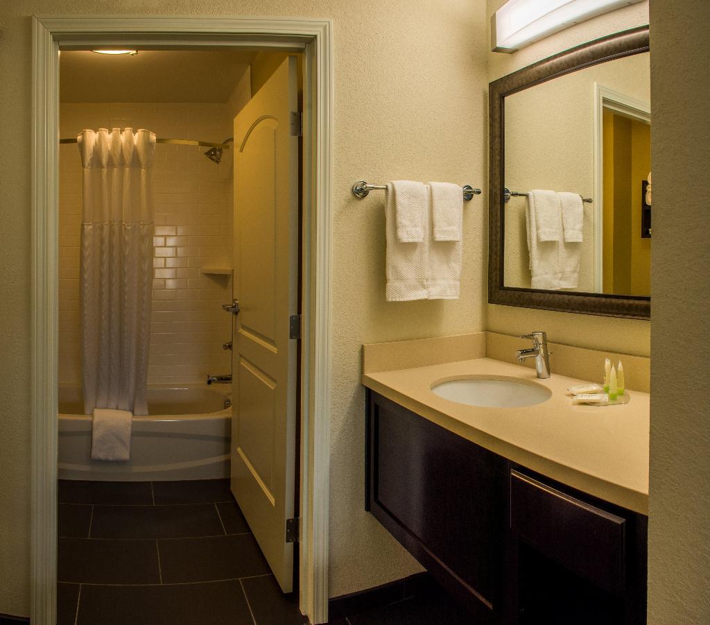 Staybridge Suites Schererville