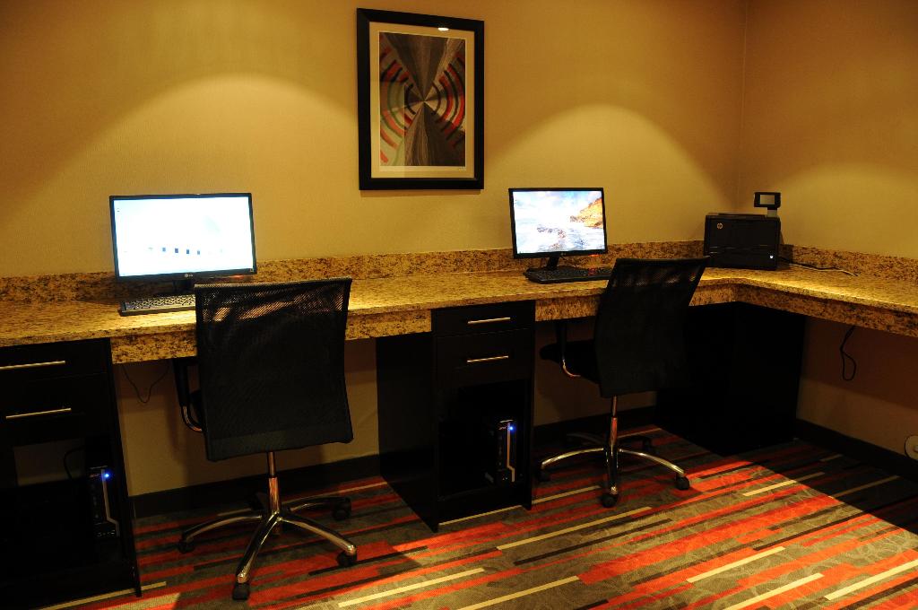 Holiday Inn Express And Suites Bonnyville