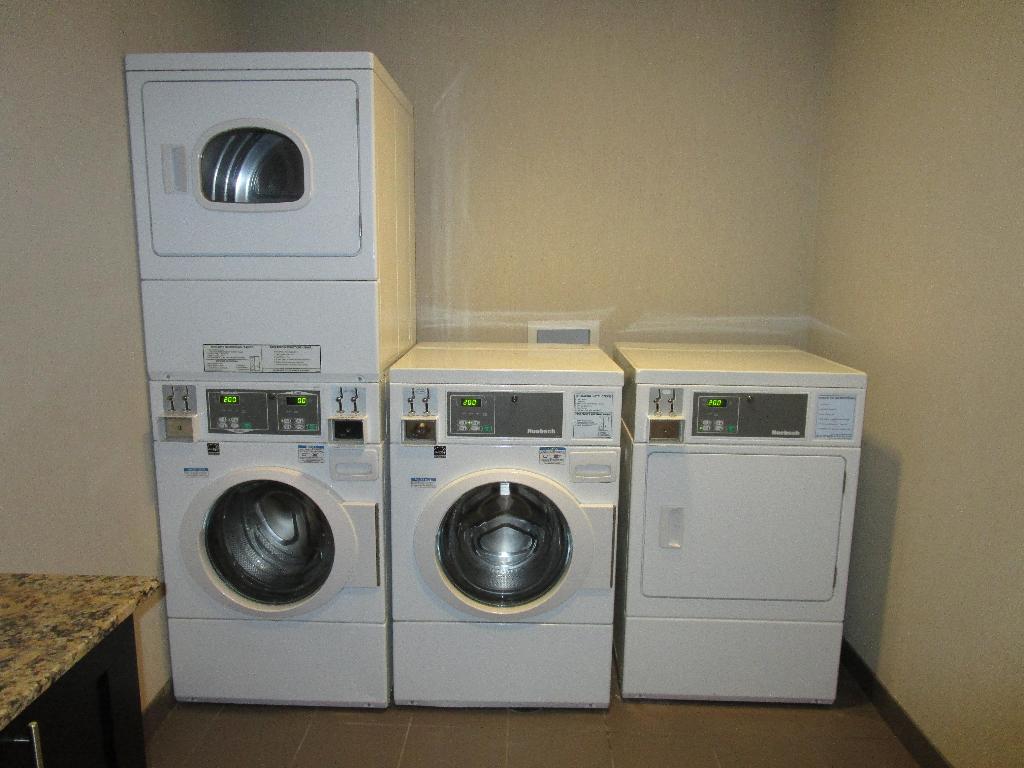 Holiday Inn Express and Suites Bonnyville