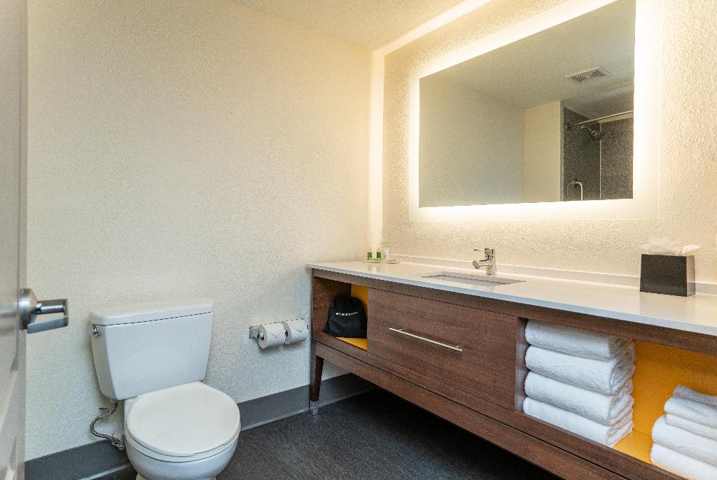 Holiday Inn & Suites Beaufort @ Highway 21 By IHG