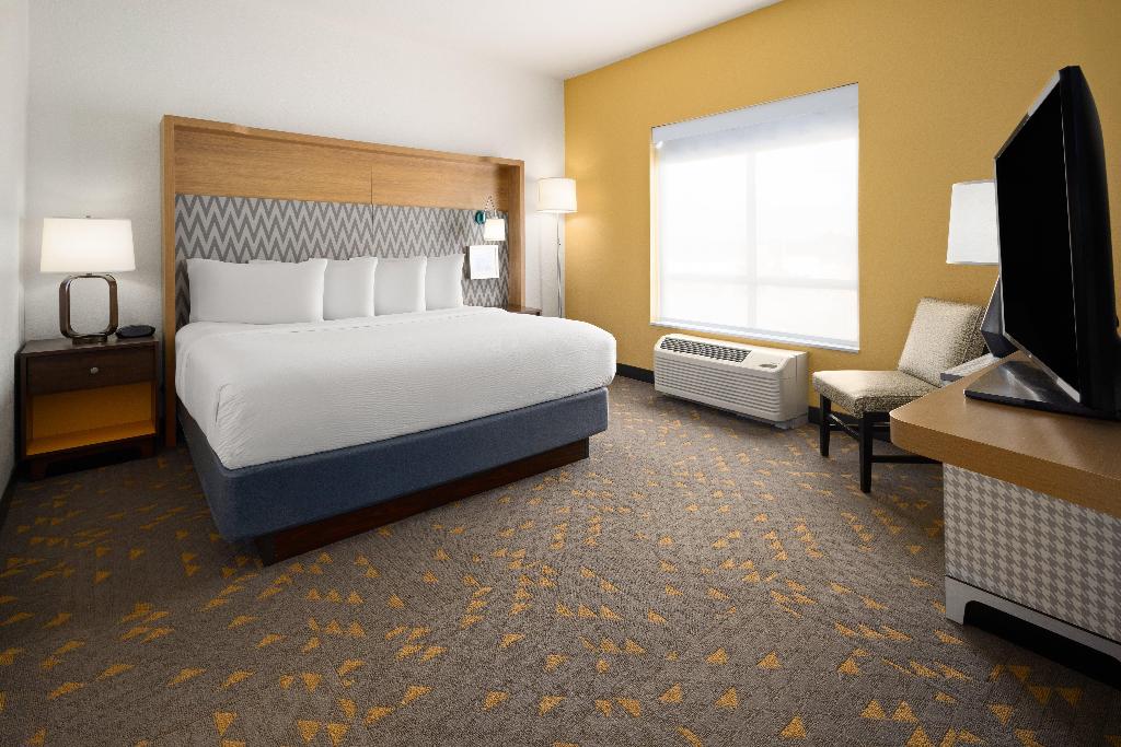 Holiday Inn Pearl Jackson Area