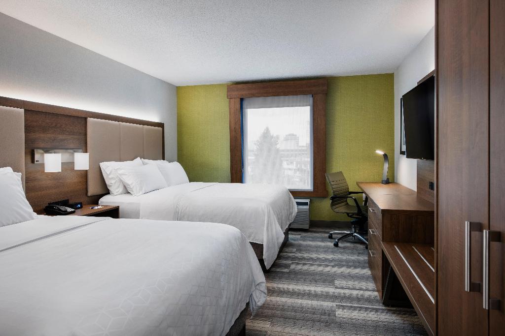 Holiday Inn Express and Suites Saskatoon