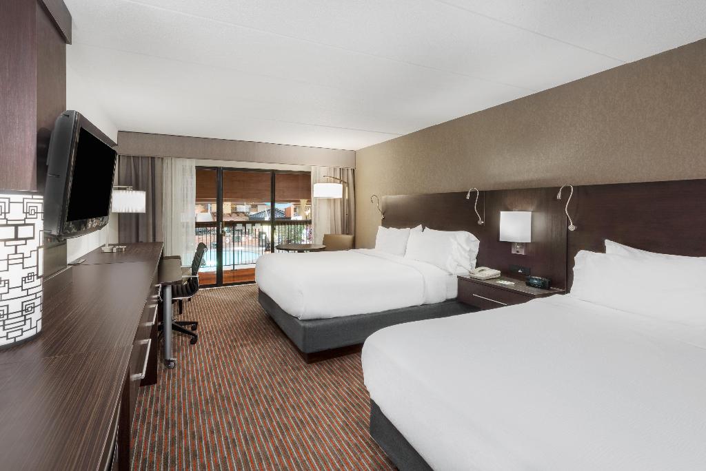 Holiday Inn Saint Louis West At Six Flags