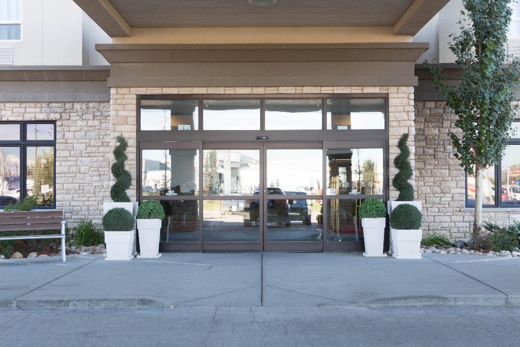 Holiday Inn and Suites West Edmonton