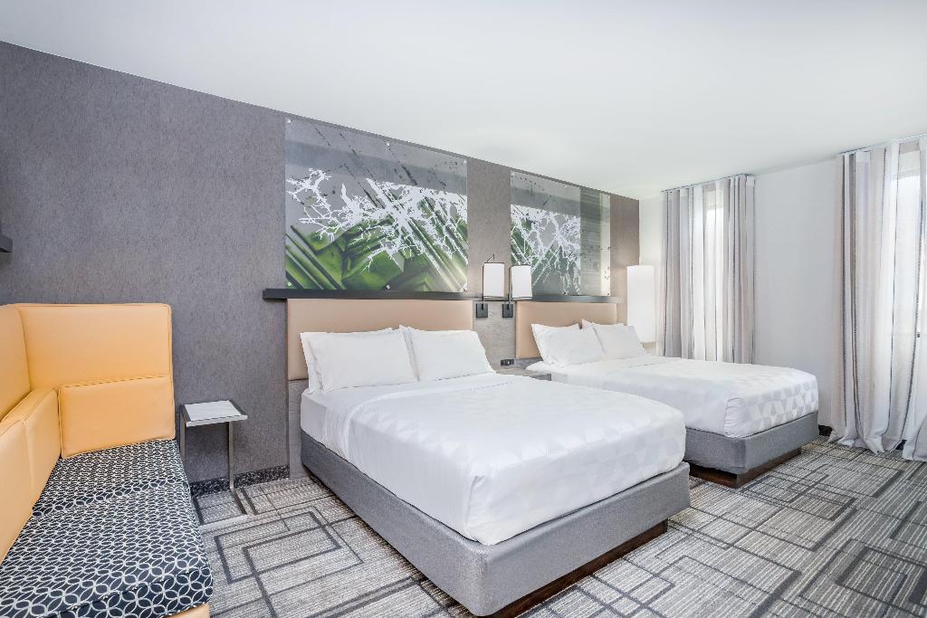 Holiday Inn Lafayette-City Centre
