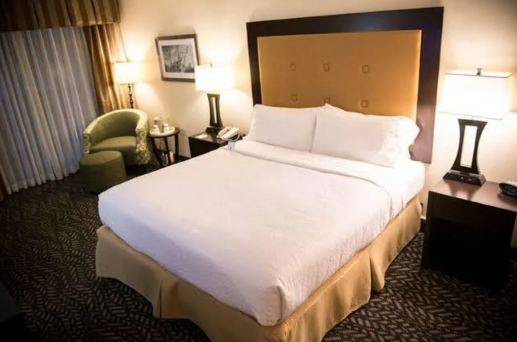 Wyndham Grand Executive Center Little Rock Airport