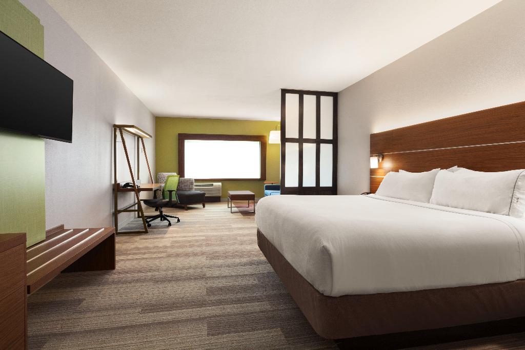 Holiday Inn Express and Suites Edinburg McAllen Ar