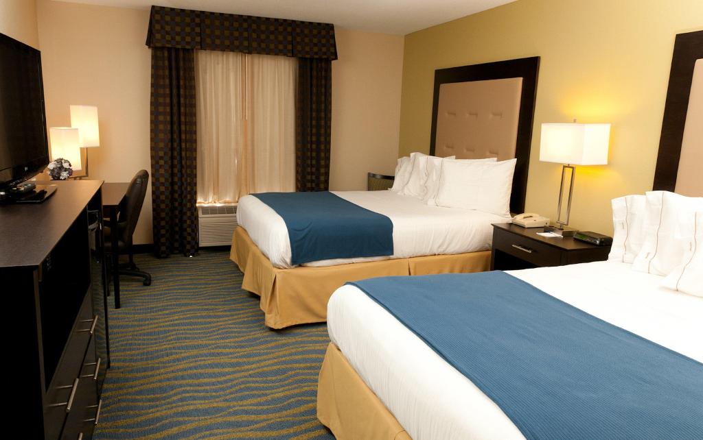 Holiday Inn Express Suites Bloomington Normal IHG