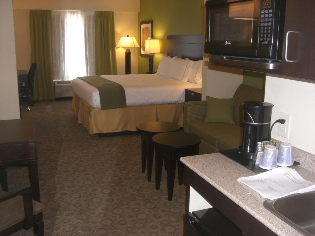 Holiday Inn Express Mt. JulietNashville Area