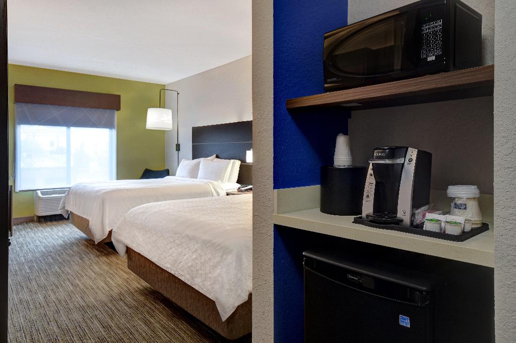 Holiday Inn Express and Suites Smyrna Nashville Ar