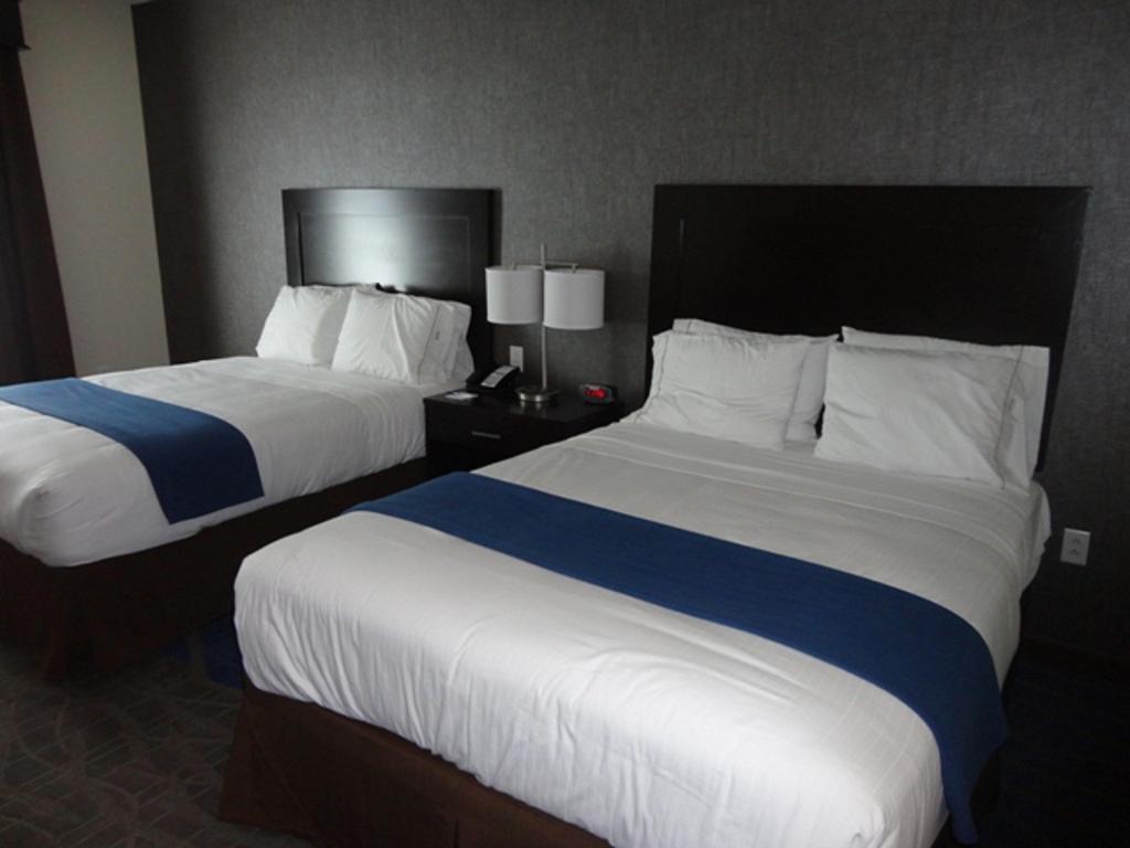 Holiday Inn Express Kansas City Ku Medical Center