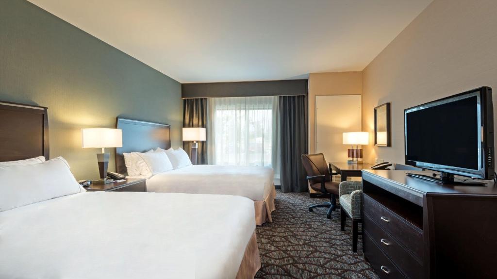 Holiday Inn Express & Suites Butte By IHG