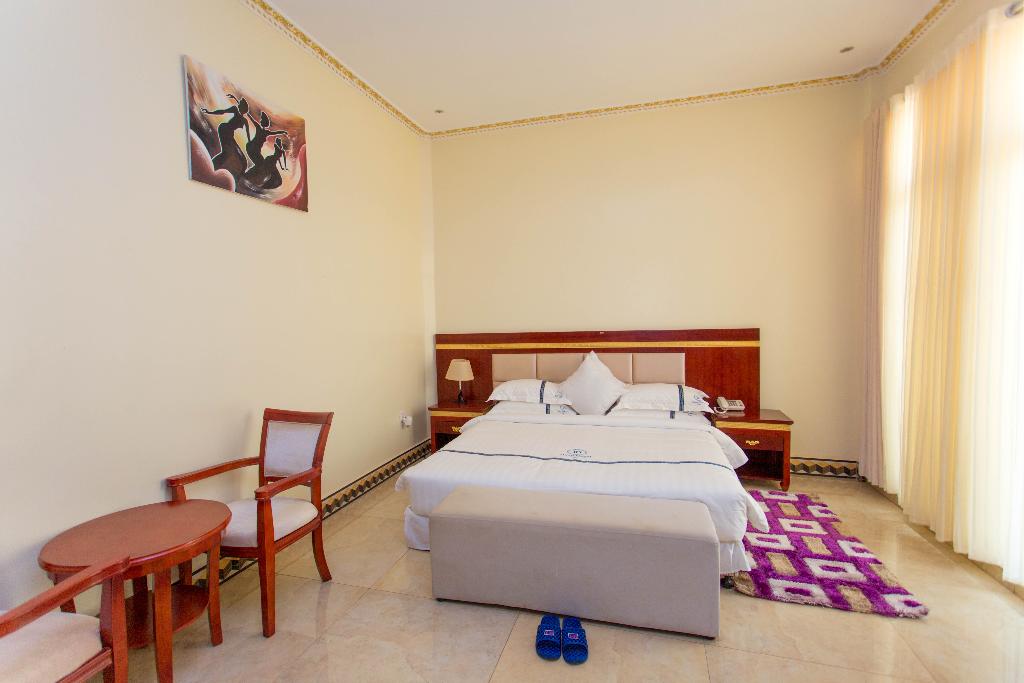 Dove Hotel