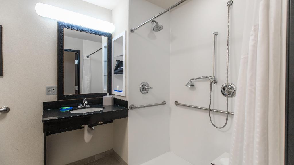 Holiday Inn Express Oklahoma City NwQuail Springs