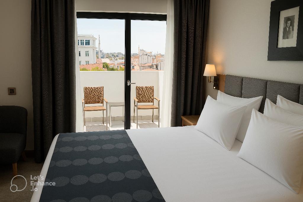 hotel-thumb